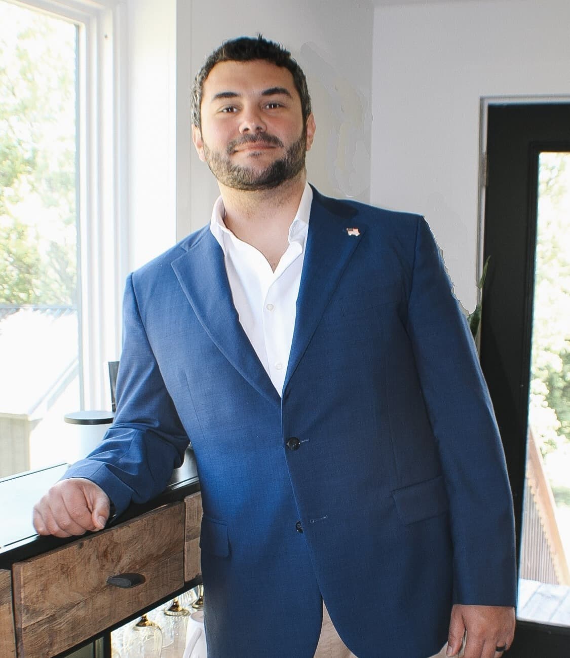 Professional portrait of Daniel Davis Jr.